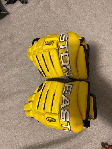 Yellow Senior Easton Air 13" Gloves