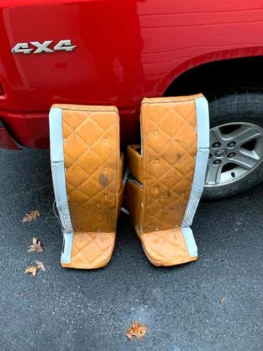 Passau 35+2  Goalie Set