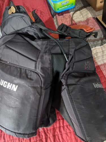 Black Junior Medium Vaughn Hockey Goalie Pants