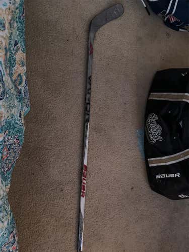 Intermediate Right Handed Vapor 1X Toe Pro Stock Hockey Stick