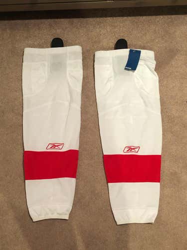 NWT Adult Reebok Socks - Boston University/Red Wings Colors