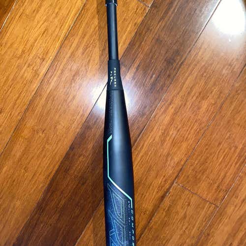 New Out Of Wrapper Rawlings Quatro Pro 33/30(NEED TO SELL FAST)