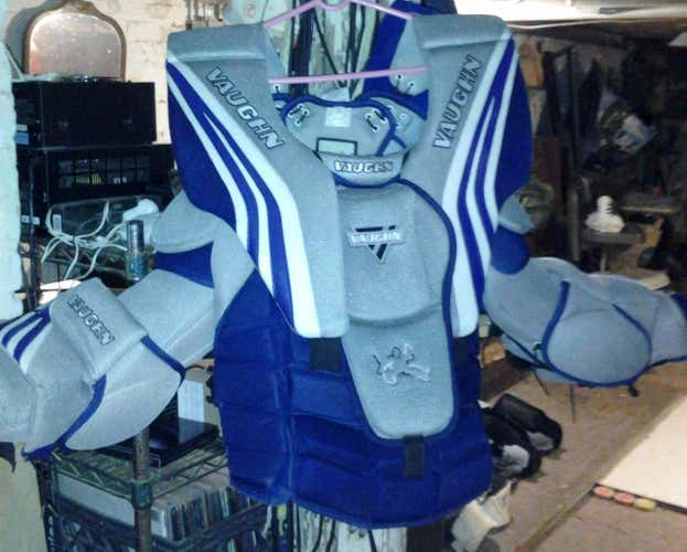 Senior Large Vaughn Ventus SLR Pro Goalie Chest Protector