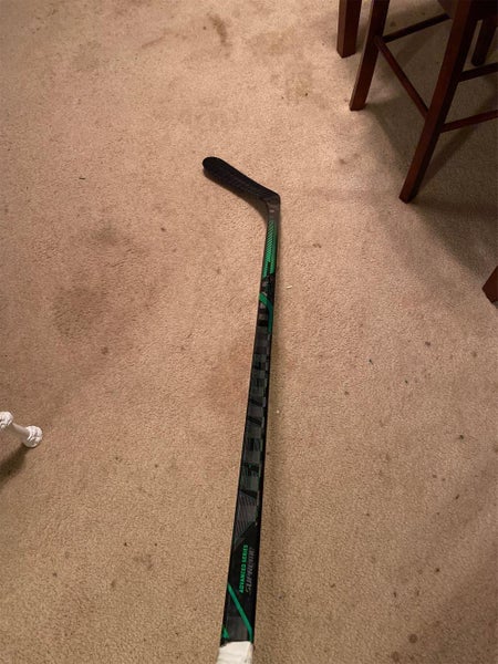 Senior Left Handed P92 Supreme ADV Hockey Stick