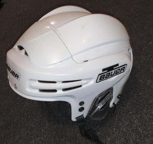 Bauer 9900 Helmet (large)