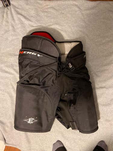 Black Senior Medium Easton Synergy ST4 Hockey Pants