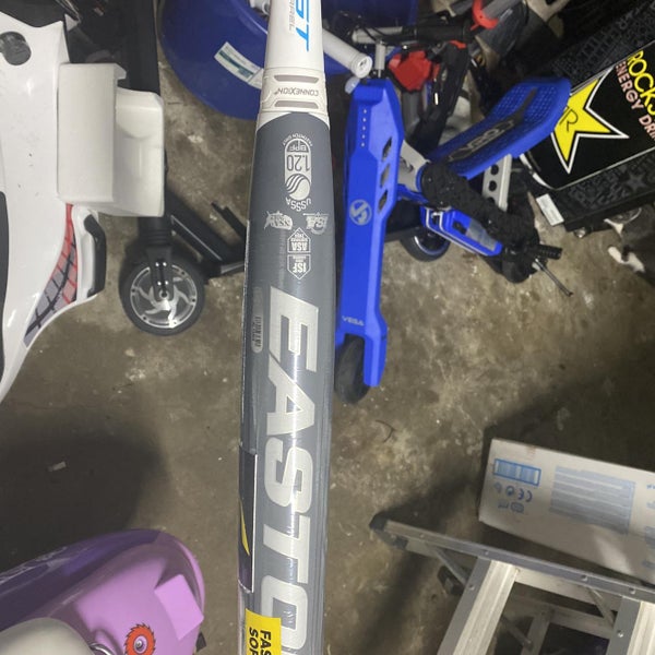 White 2020 Easton Ghost (-10) 22 oz 32" Bat
