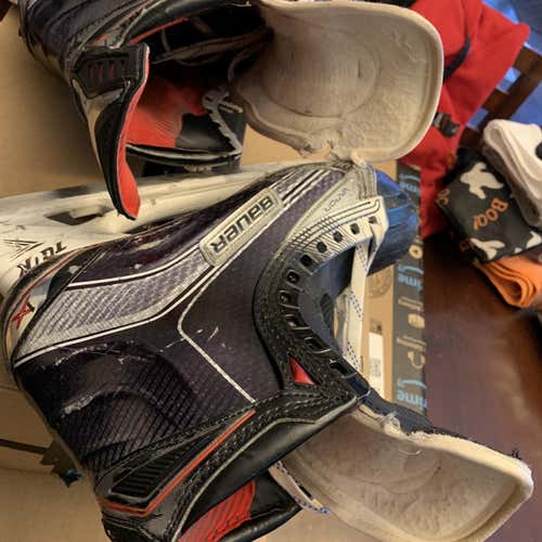 Senior Bauer Vapor 1X D&R (Regular) Pro Stock Size 8.5 Hockey Skates