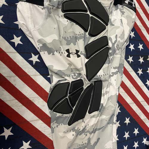 Under Armour White Adult Large Compression Padded Short-142270