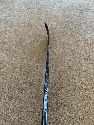 2 Bauer Supreme 1SXL dressed as 2N pro 82 flex p28