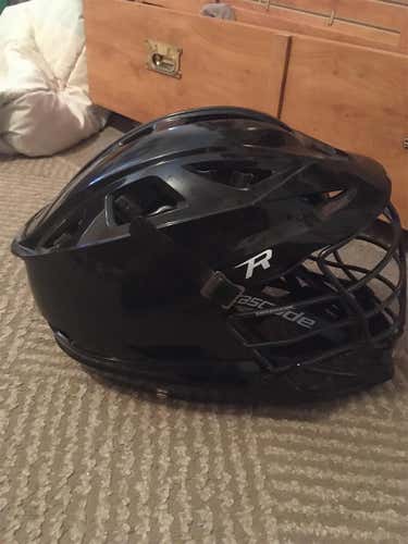 Black Adult Player Cascade R Helmet