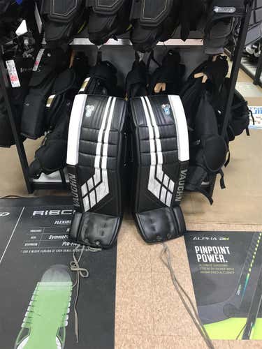 34+1" Vaughn Velocity VE8 Pro Carbon Goalie Leg Pads