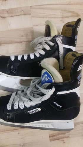 Bauer Supreme 3000 Hockey Skates D&R (Regular) Size 5.5