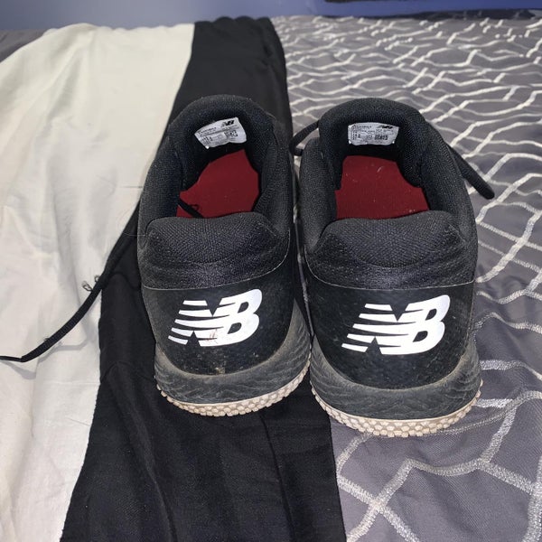 New Balance 4040 V4 Turfs Size 13.0