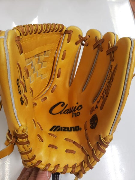 New Mizuno GCP66 Right Handed Infield Baseball Glove 11.5"
