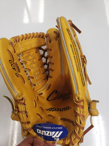 New Mizuno GCP16 Right Handed Infield Baseball Glove 12"
