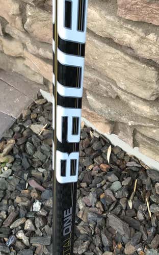 Senior Right Handed TotalOne Mid Pro Stock Hockey Stick
