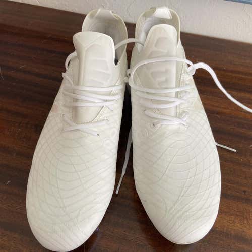 White Men's Men's 10.5 (W 11.5) New Balance Tekela Cleats