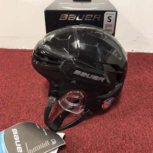 New Small Bauer Re-Akt Helmet Item#MNKNH1