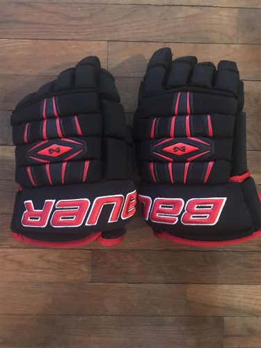 Black/Red/White Senior Bauer Nexus 1000 13"  Gloves