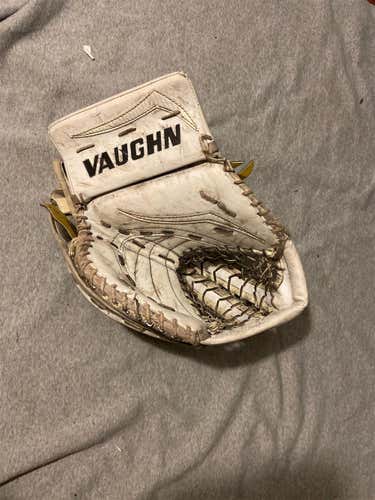 White Intermediate Regular Velocity V7 XF