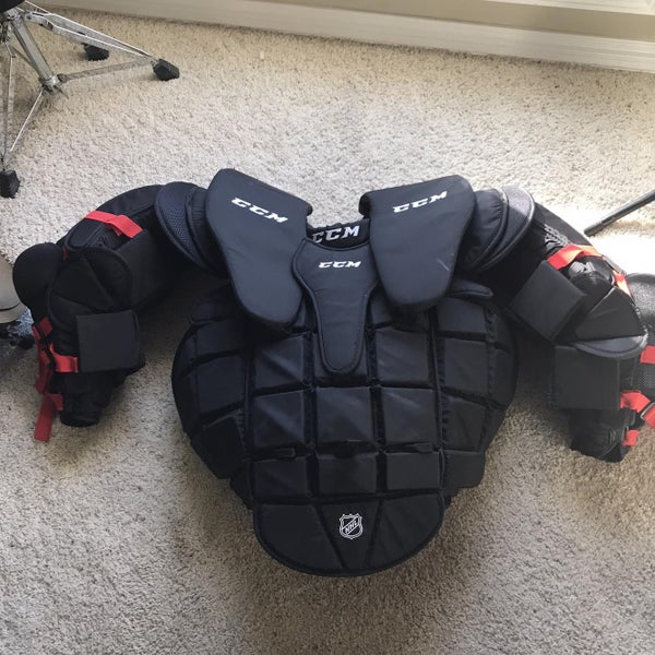 Senior Extra Large CCM CL 500 Goalie Chest Protector