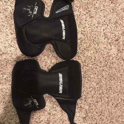 Bauer Knee Guards