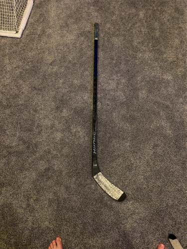 Junior Left Handed Nexus 2N Pro Mid Pro Stock Hockey Stick