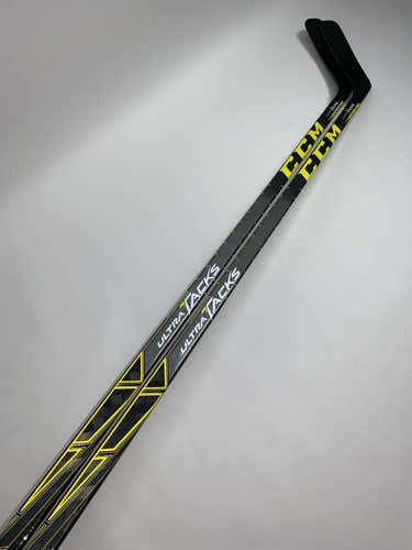 Special order Brent Burns’ NEW 2 pack CCM Speedburner RH 120flex Custom P28 66’ + 2X Ultra Tacks LH