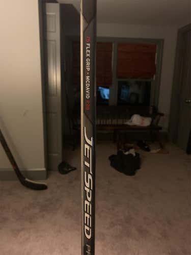 Senior RH Jetspeed Pro2 75 Flex P28 Hockey Stick