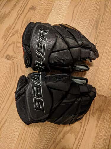Black Senior Bauer Vapor 1X Lite Gloves 13"