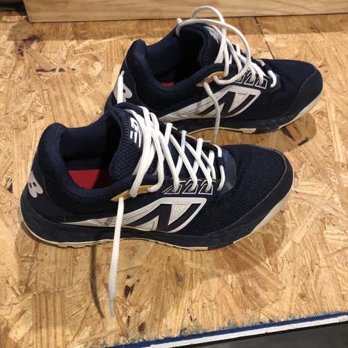 Men's New Balance Turf Size 9 Navy