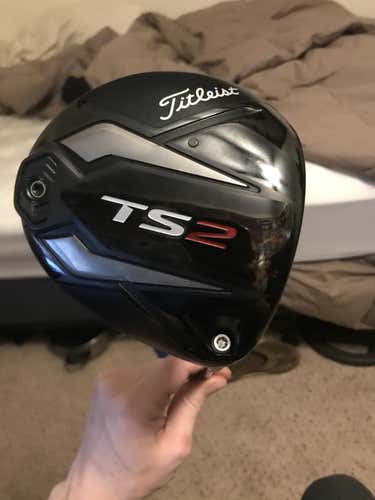 Men's Titleist Right Handed TS2 Driver Stiff Flex Loft 10.5