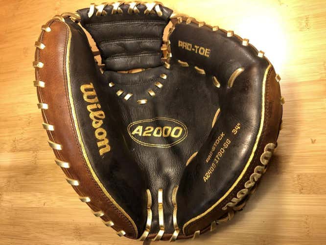 Black Wilson Right Handed Catcher's A2000 Baseball Glove 34"