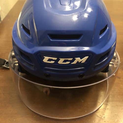 Blue  Medium CCM Resistance 300 Pro Stock Helmet