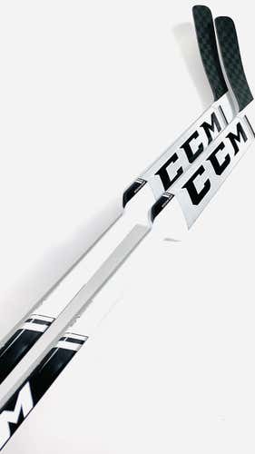 NEW 2 pack CCM Extreme Flex 4 Regular White/Black  25’
