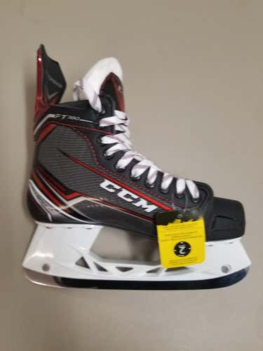 New Senior CCM JetSpeed FT380 Hockey Skates Size 7.5