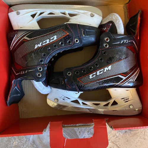 Youth CCM JetSpeed FT1 D&R (Regular) Size 4 Hockey Skates