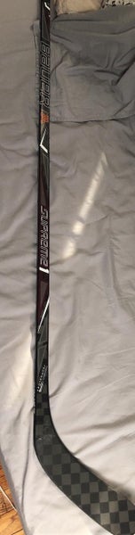 Senior Left Handed Supreme 1S Mid Pro Stock Hockey Stick