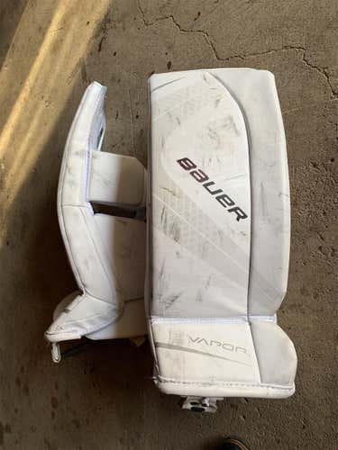 White Junior 24" Bauer Vapor X700 Goalie Leg Pads (used For One Season)