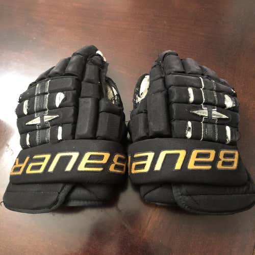 Black  Bauer Classic 4-Roll 14" Gloves