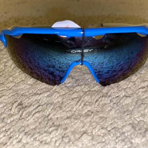 Oakley Radar Ev