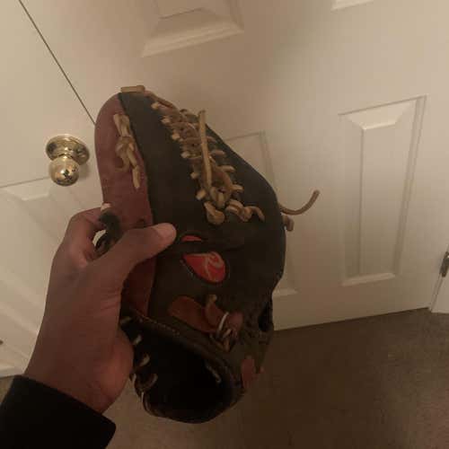 Black  Outfield Gold Glove 12" Baseball Glove