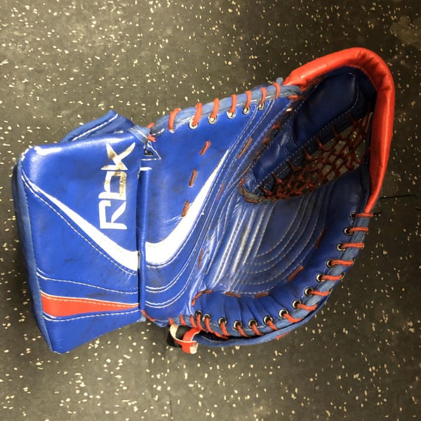 Reebok P2 Pro Stock Glove, Senior Size, Good Condition, Made In Canada