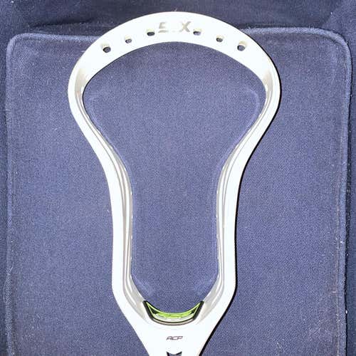 MAKE AN OFFER - VGC Lakota U and VGC Surgeon 10 with stringing supplies + extras