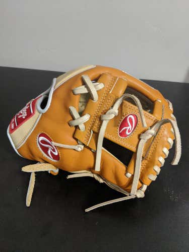Rawlings Right Handed Heart of the Hide Baseball Glove 11.5"