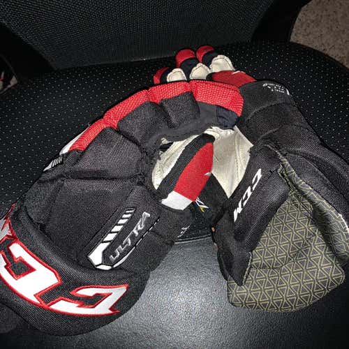Black Senior CCM Ultra Tacks 15"  Gloves
