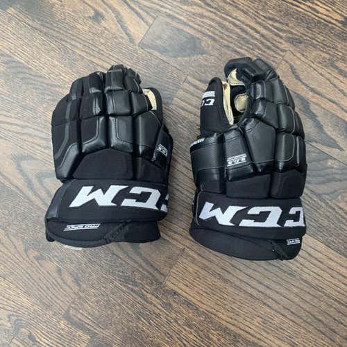 13” CCM CS Senior Gloves Pro Spec - Slightly Used