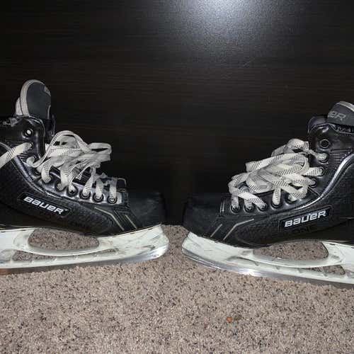 Senior Bauer Supreme Total One D&R (Regular)  Size 9.5 Hockey Skates