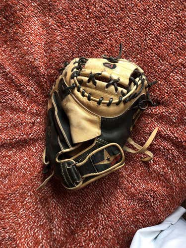 Catcher's CM3000 35" Baseball Glove